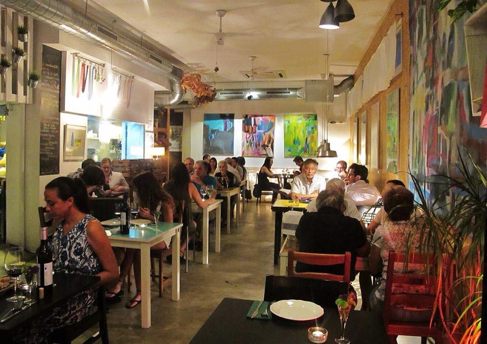 Where To Eat Breakfast Lunch And Dinner In Seville An Insider S Bar Comercio Seville