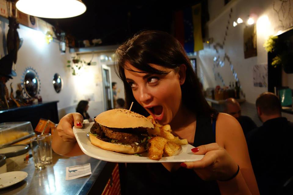 Best Vegetarian And Vegan Restaurants In Barcelona An Inside Guide Cat Bar Vegan And Vegetarian Restaurants Cafe In Born Barcelona