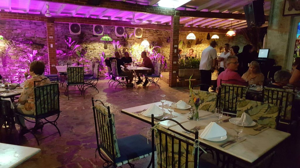 Eat Cuba Best Restaurants Paladares And Bars Driftwood Journals La Fontana Paladar In Havana Cuba