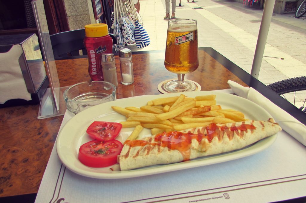 Eating in Tossa de Mar on the Costa Brava