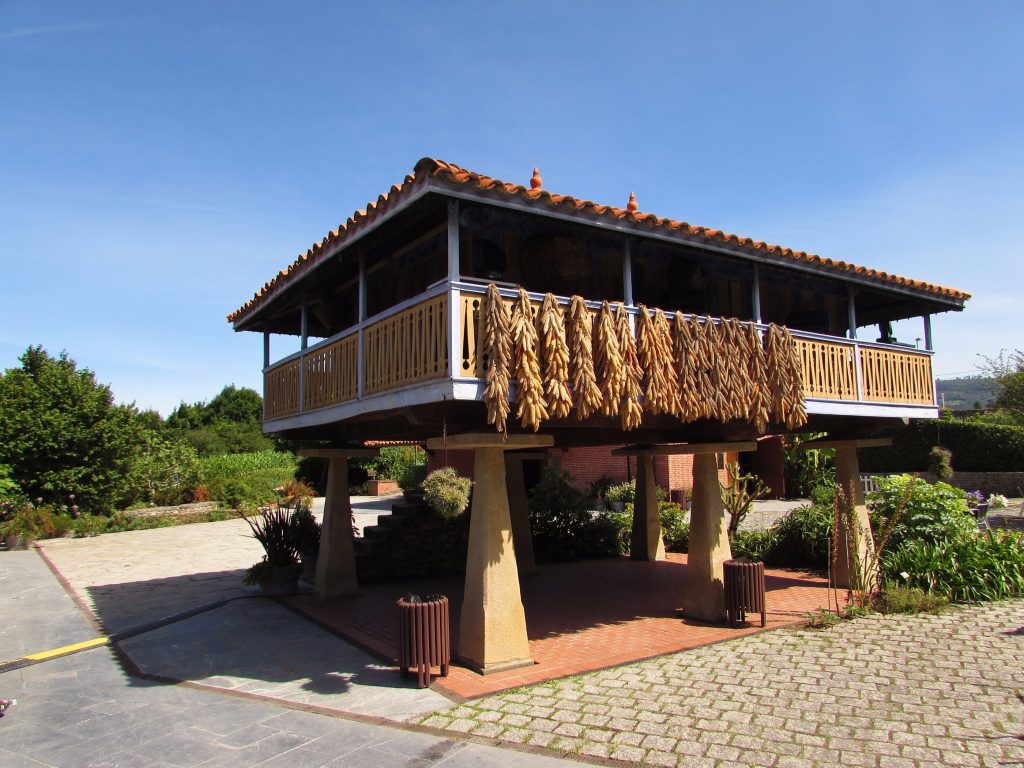 Horreos granary/storehouses in Asturias - the funny wooden houses on stones stilts