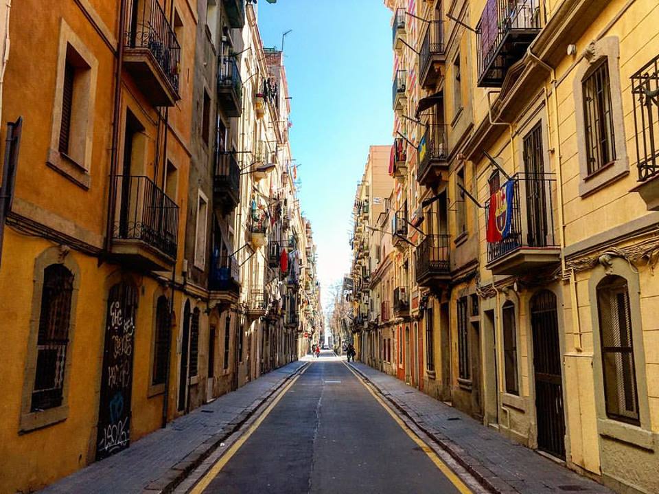 Barceloneta Backstreets - Barcelona's Old Fishermen's Quarter