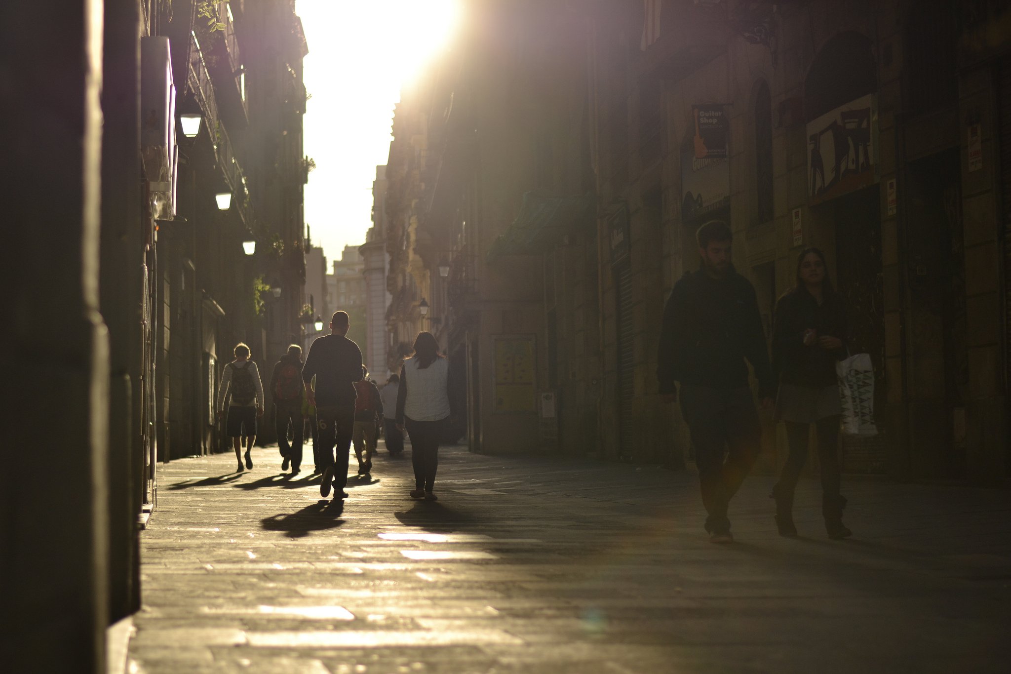 Barcelona Street Photographer LIya Ye
