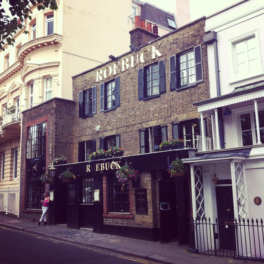 Roebuck Pub, Richmond, Surrey, England