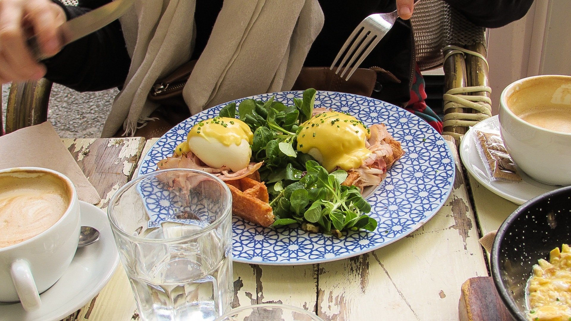 Eggs benedict with turkey and waffles at Brunch & Cake Barcelona