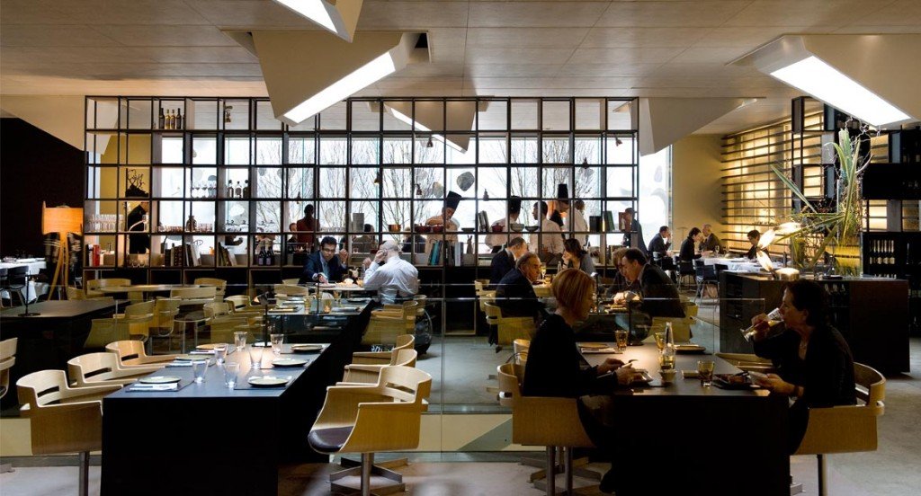 Hotel Omm Michelin Star Restaurant in 5 star luxury hotel Barcelona Spain