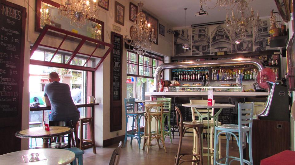 Colibri Bar Raval Calle de la Riera Alta, 33, 08001 Barcelona, Spain