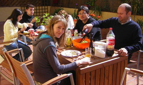 Barcelona Central Garden Hostel