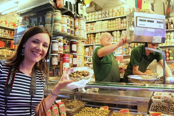 Lauren at Mercado Antón Martin in Madrid