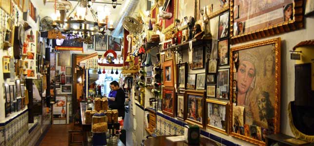 Taberna-Cofrade-Las-Merchan1