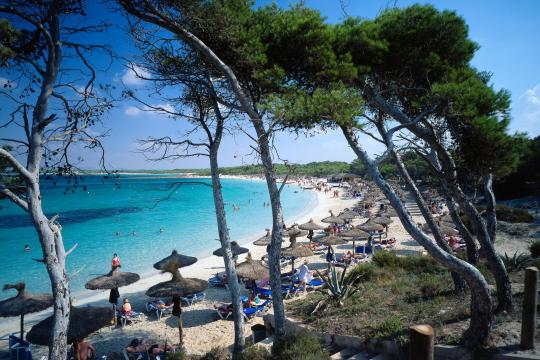 Es-Trenc-Strand-Colonia-de-Sant-Jordi-Mallorca-Balearen-Spanien