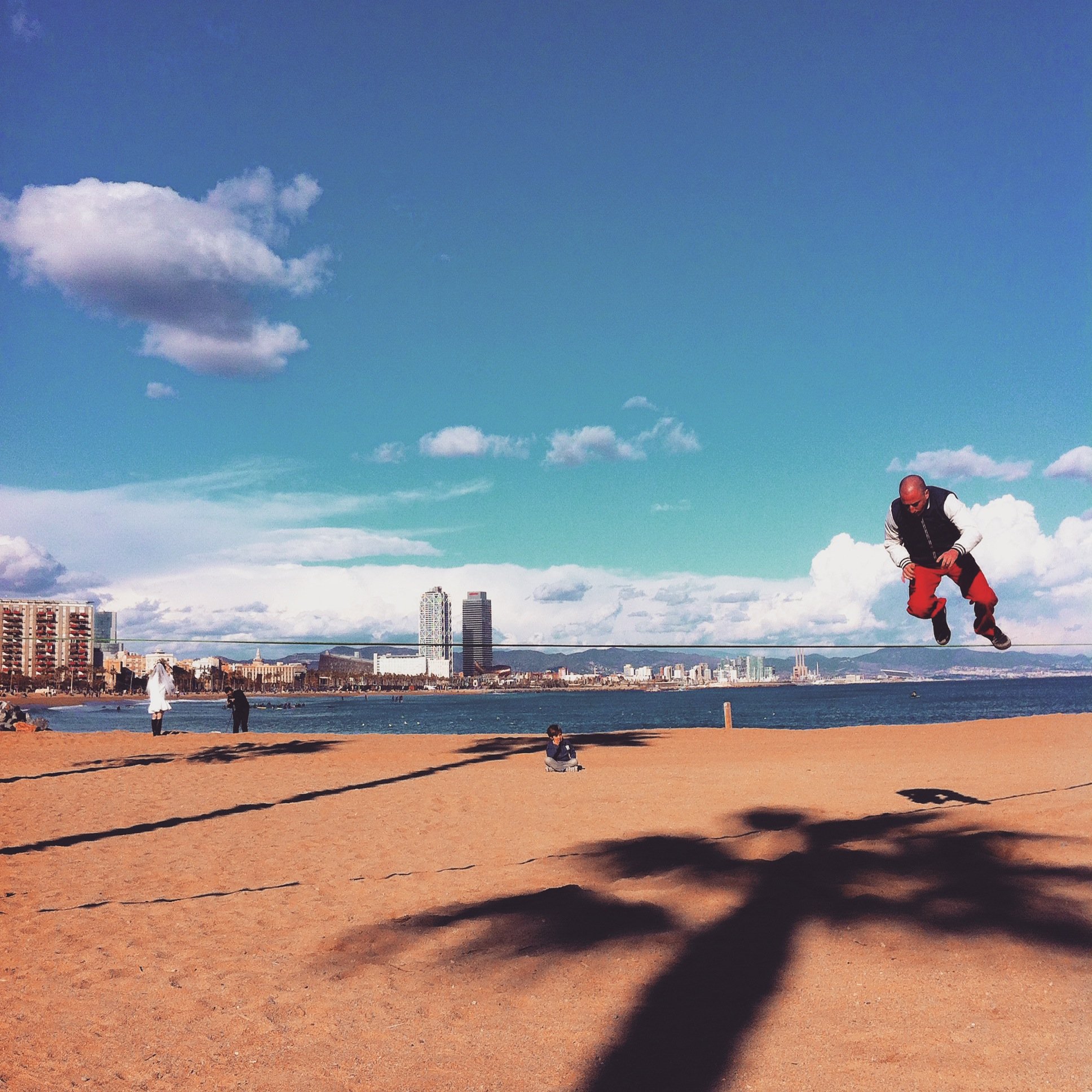 Slacklinging Barceloneta Beach