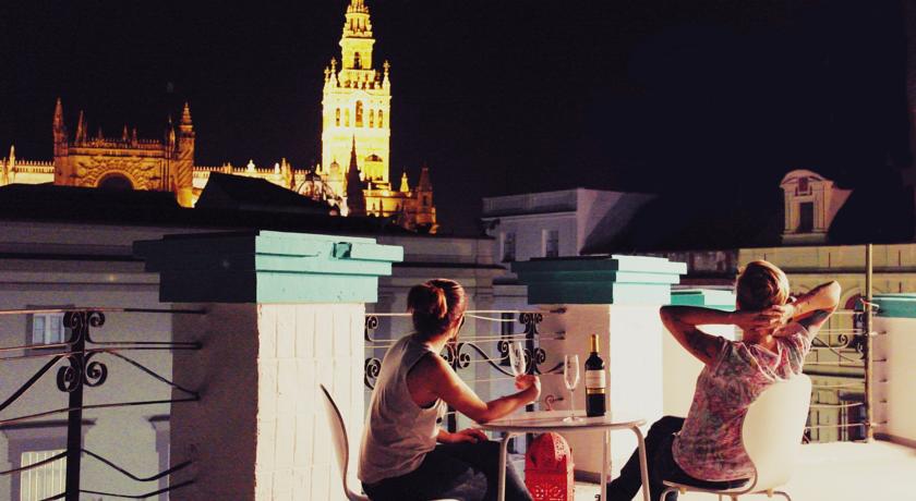 Seville Kitsch Hostel Seville Spain Femal Only Dorms
