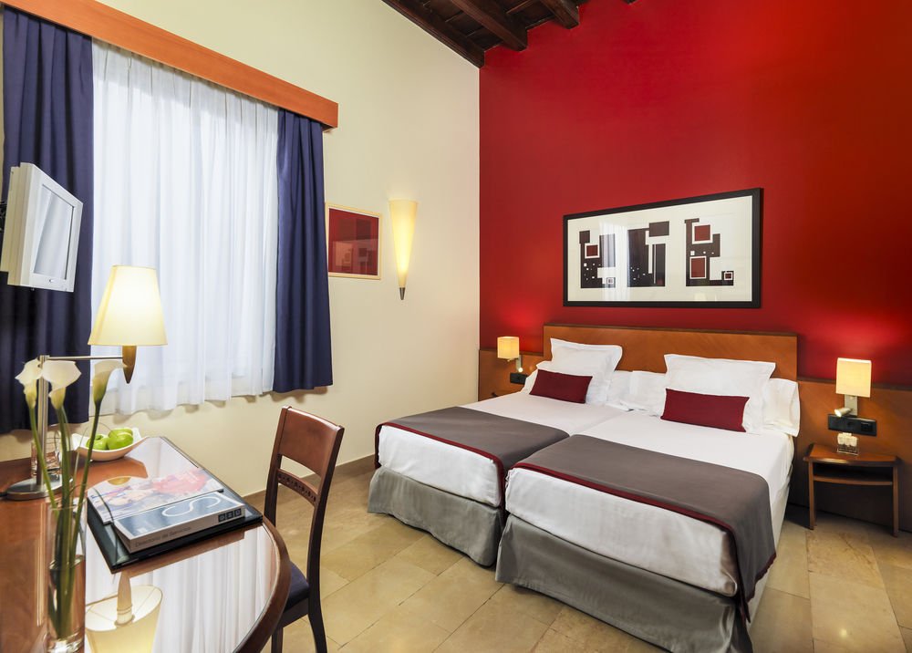 H10 Racó del Pi 3 Star Hotel Gotico Barcelona