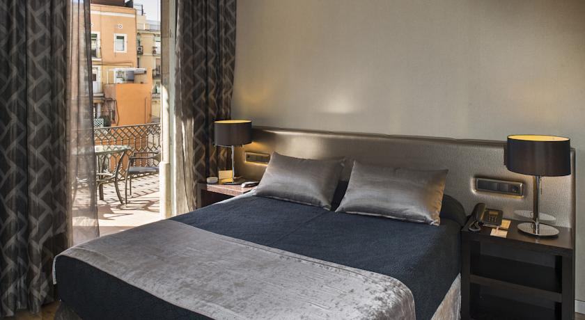 Catalonia Portal dl'angel hotel Barcelona city centre