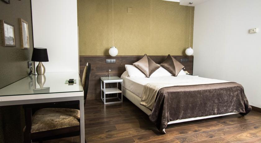Hotel Moderno 3 star hotel near las ramblas in Barcelona