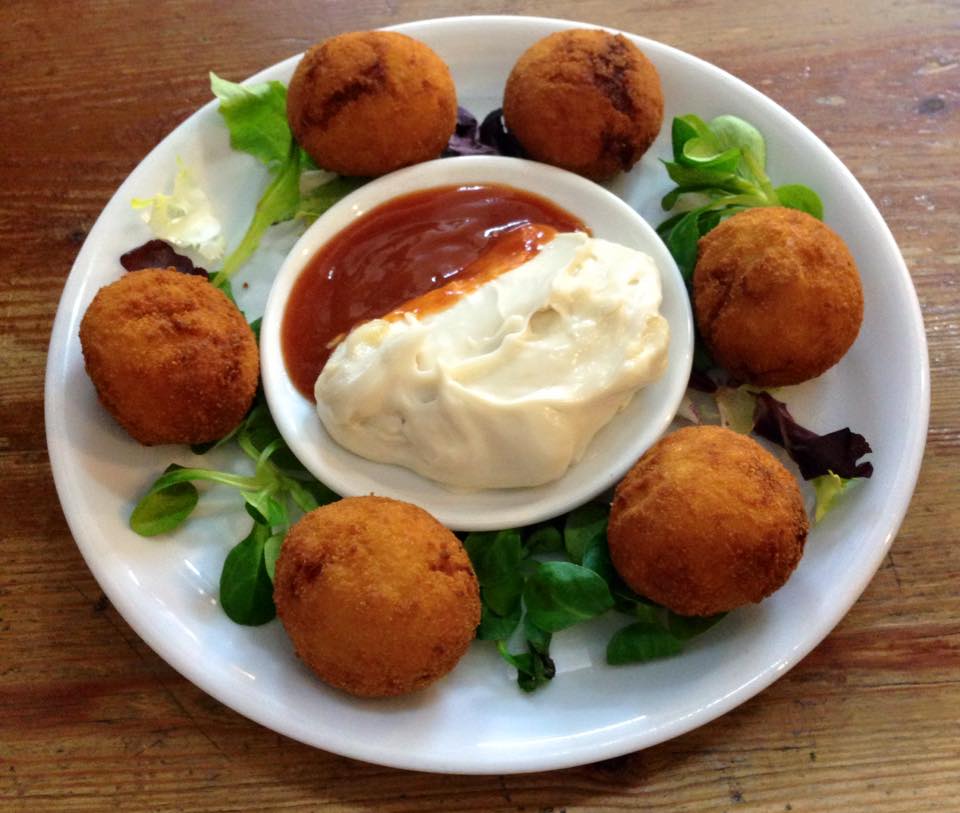 Ca’l Chusco free tapas bar in Barcelona