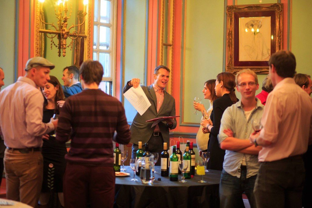 Preston enlightening a group of wine lovers in Paris