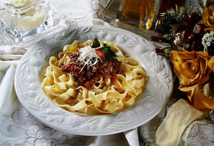 where to eat bolognese in Bologna Italy
