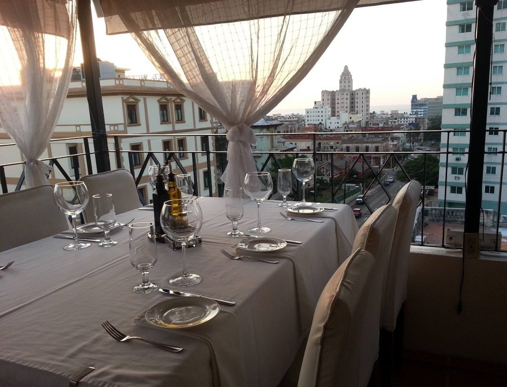 Café Laurent Fine Dining in Cuba