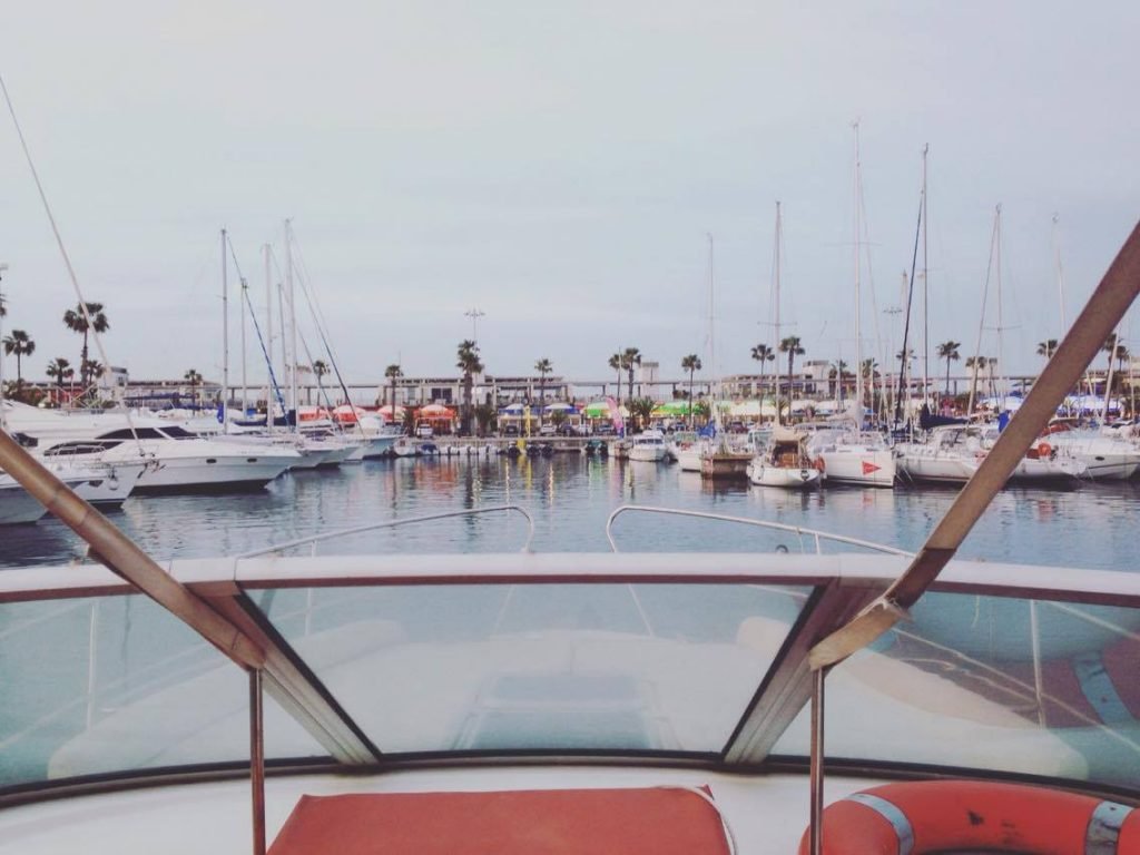 Barcelona boat trips departing from Barceloneta each / Port Vell