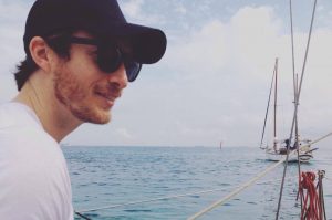 Travel writer sailing in Barcelona