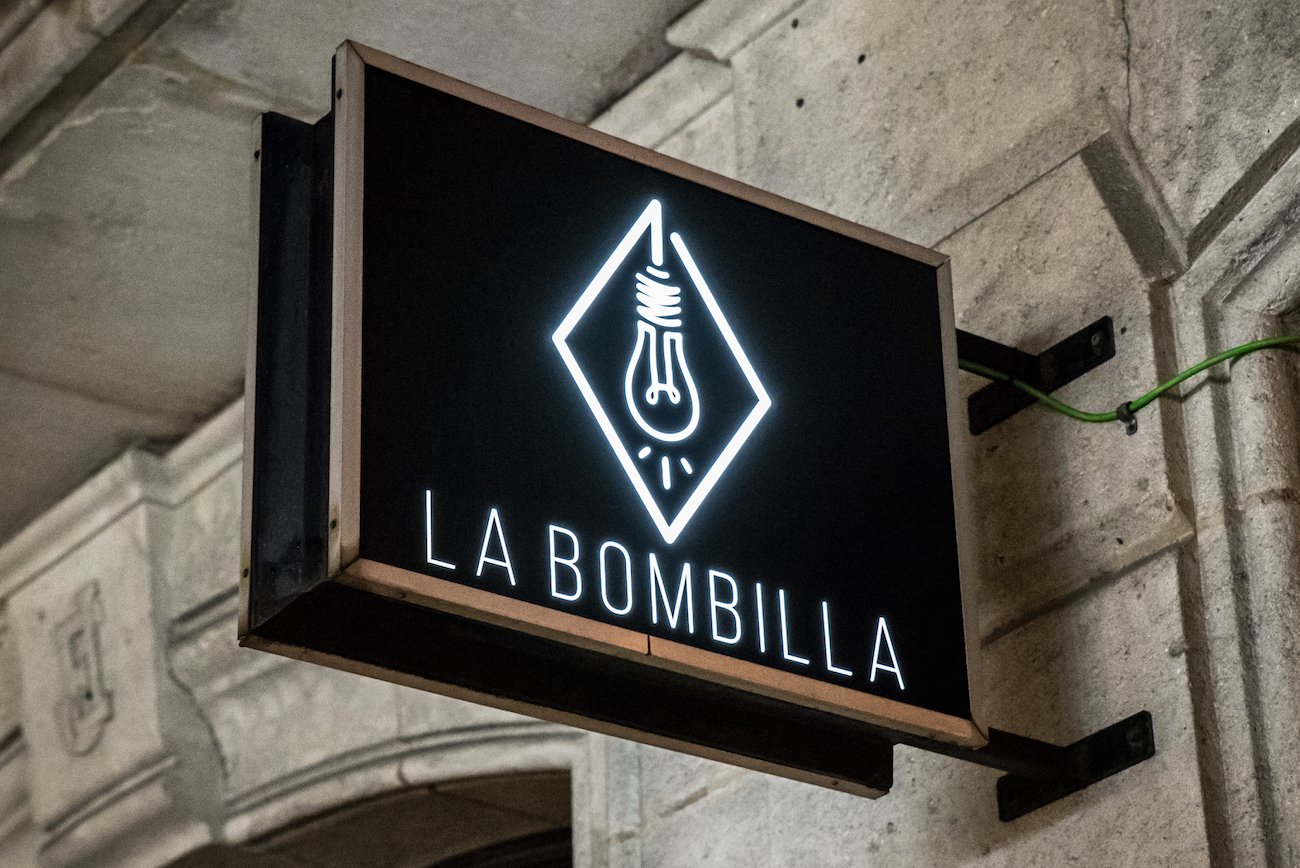 La Bombilla Cocktail Bar, Sant Antoni, Barcelona – Carrer de Manso, 13, 08015 - by Ben Holbrook