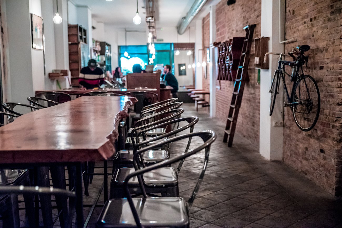 La Bombilla Cocktail Bar, Sant Antoni, Barcelona – Carrer de Manso, 13, 08015 - by Ben Holbrook
