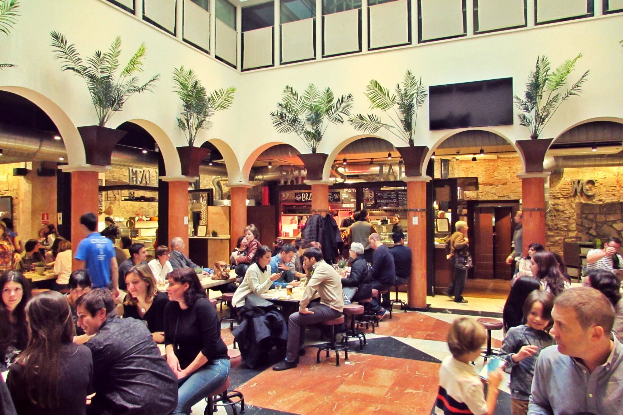 Princesa Mercat Born Barrio Barcelona