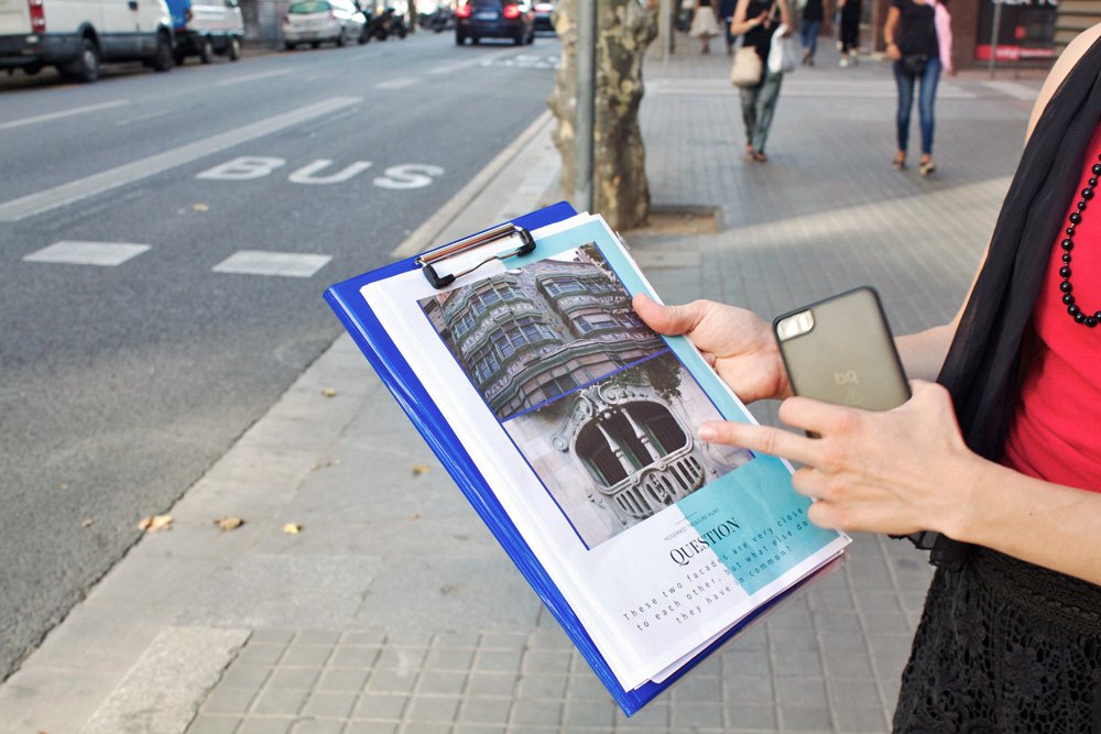 Gaudi architectural treasure hunt in Barcelona