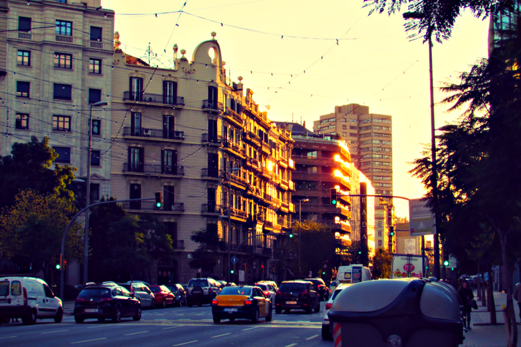 sunset-in-barcelonas-eixample-barrio