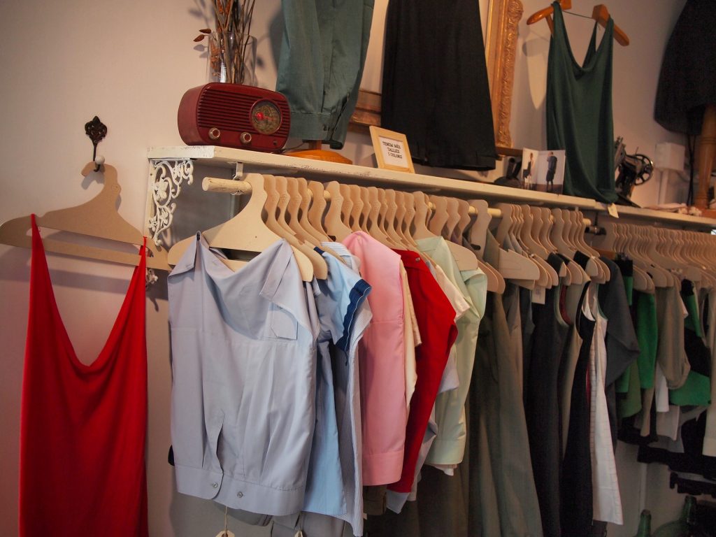 GreenLifeStyle ~ Handpicked Sustainable fashion boutique shop in Barcelona