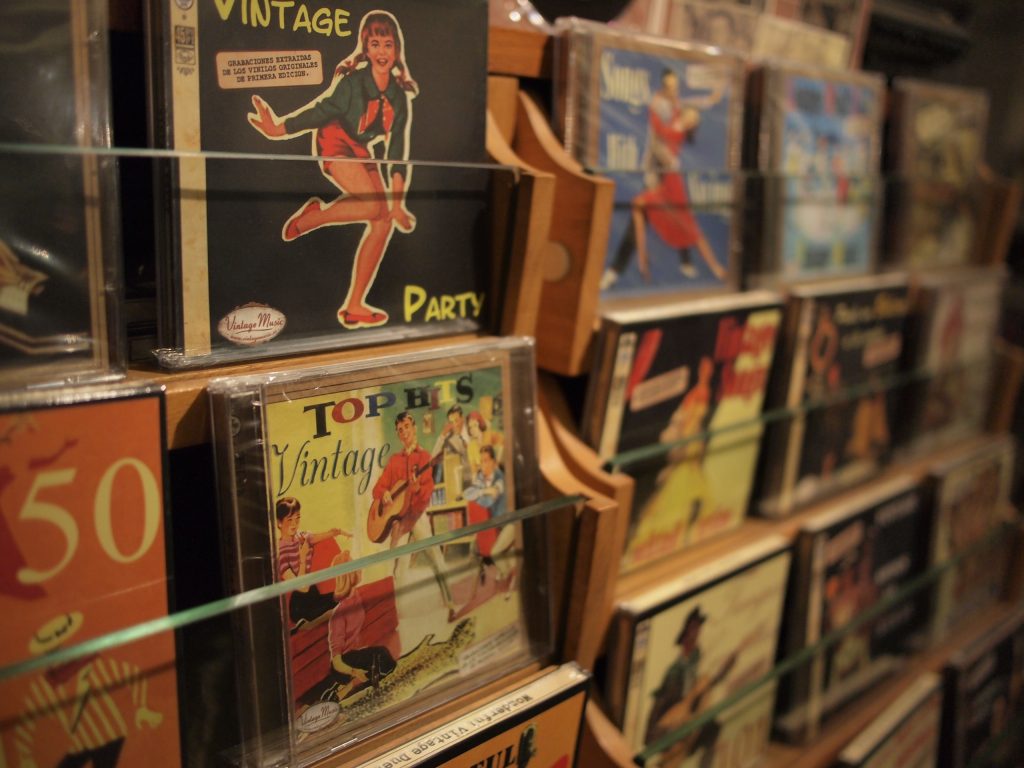 Loisada Vintage Music and Fashion in Barcelona