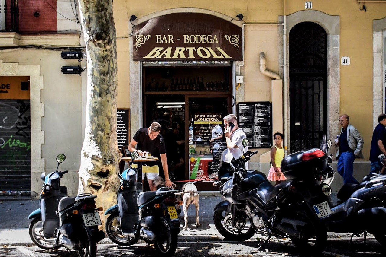 Best Restaurants and Tapas Bars in Sants, Barcelona