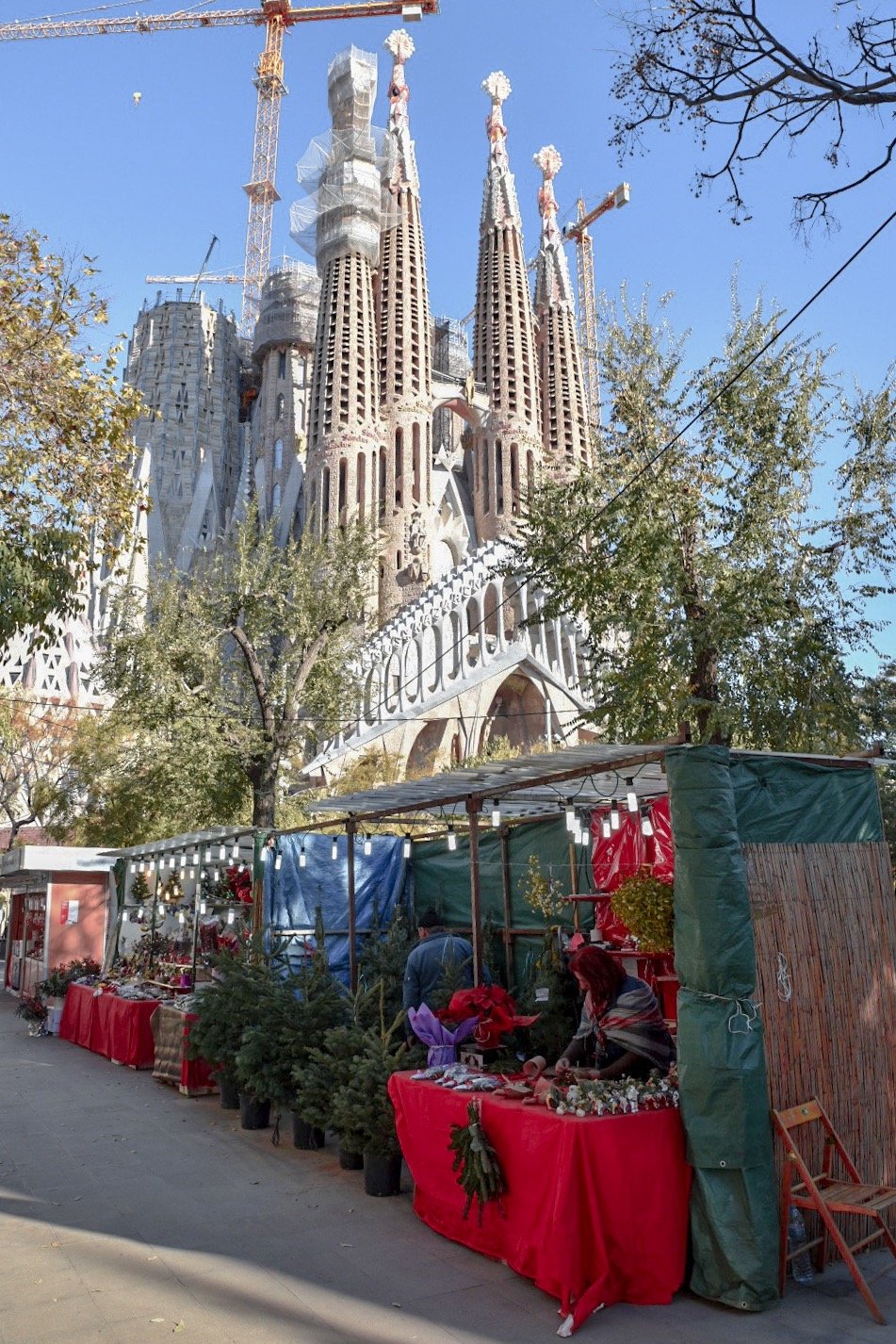 Fira de la Sagrada Familia Christmas Market