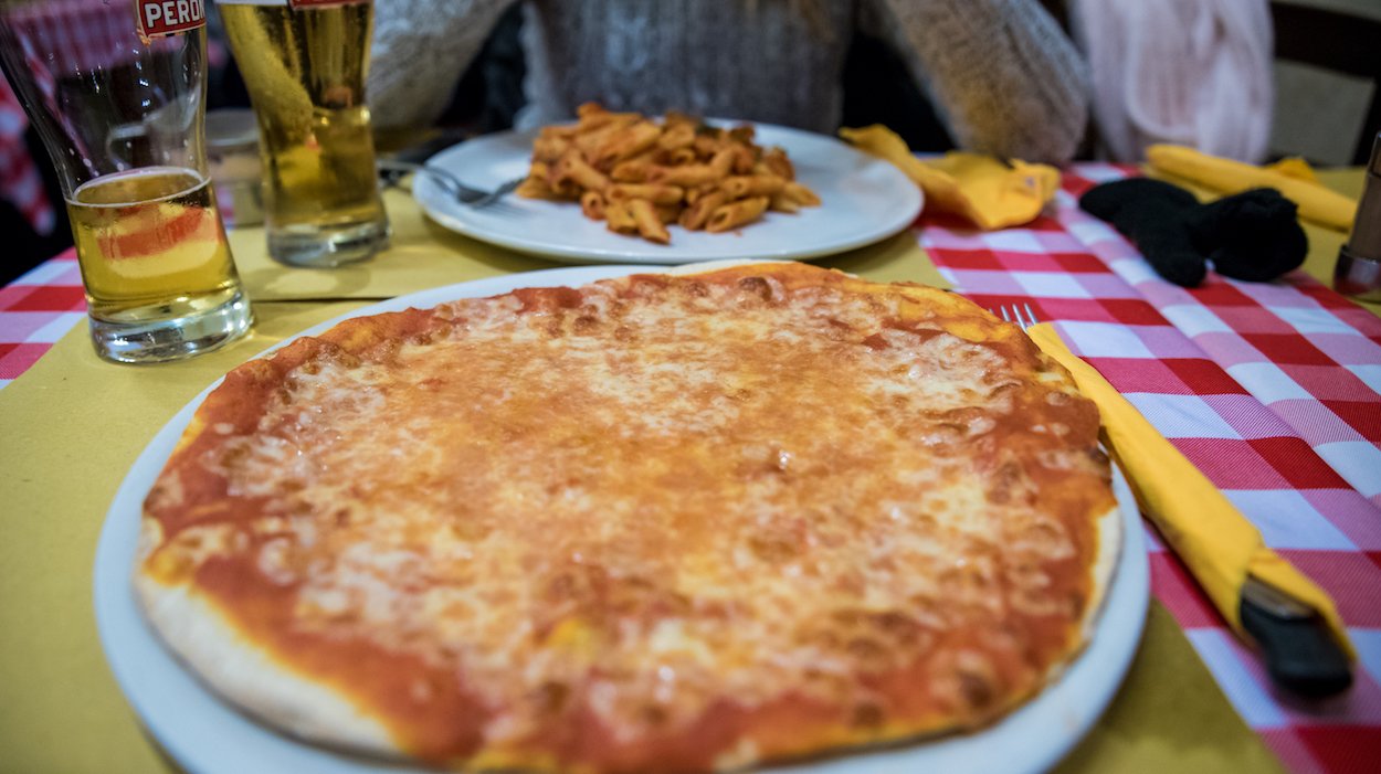 Best pizza in Rome - by Ben Holbrook.