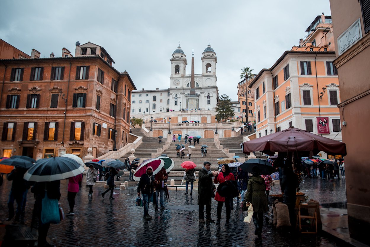 Rome's Scalina Spagna (Spanish Steps) in the rain - by Ben Holbrook