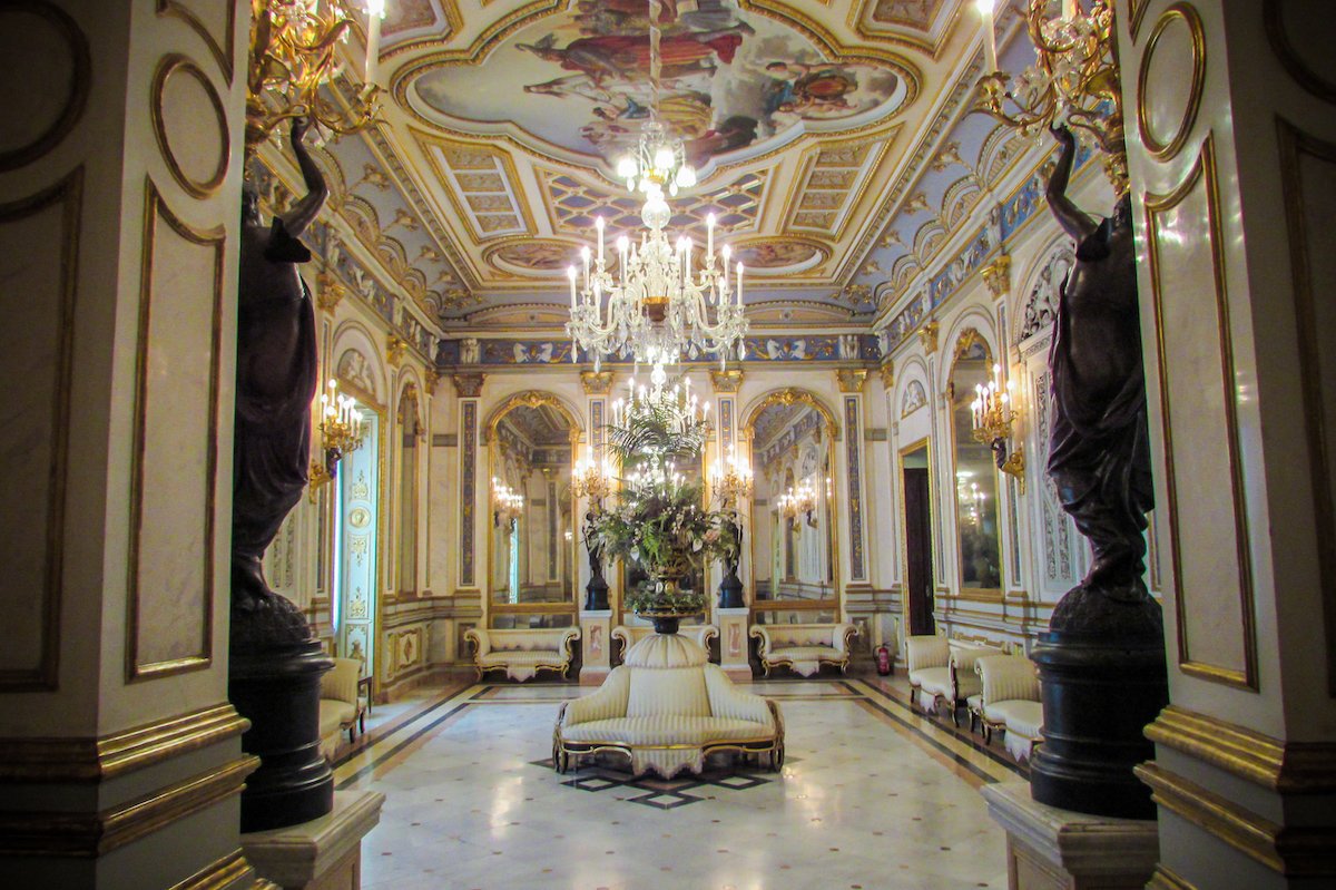 Valencia's Museo Nacional de Cerámica (Ceramics Museum) - by Ben Holbrook