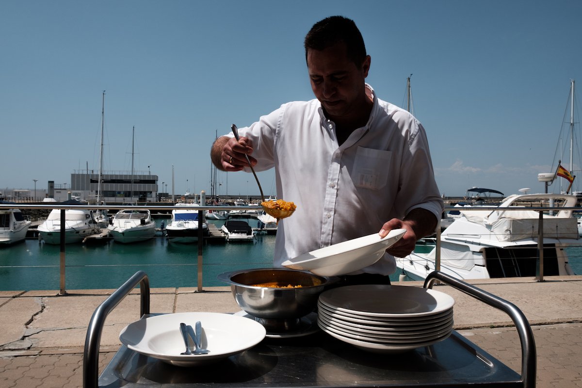 Dining at El Náutico Casa Ricardo in Chipiona.