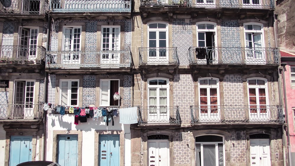 Things to Do in Porto / Oporto, Portugal - Travel Guide by Ben Holbrook