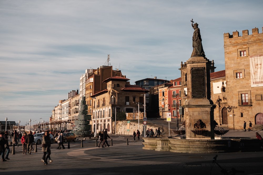 Gijon, Asturias Travel Blog by Ben Holbrook / DriftwoodJournals.com