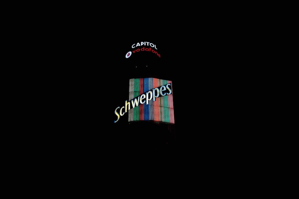 Madrid's Capitol / Schweppes Building