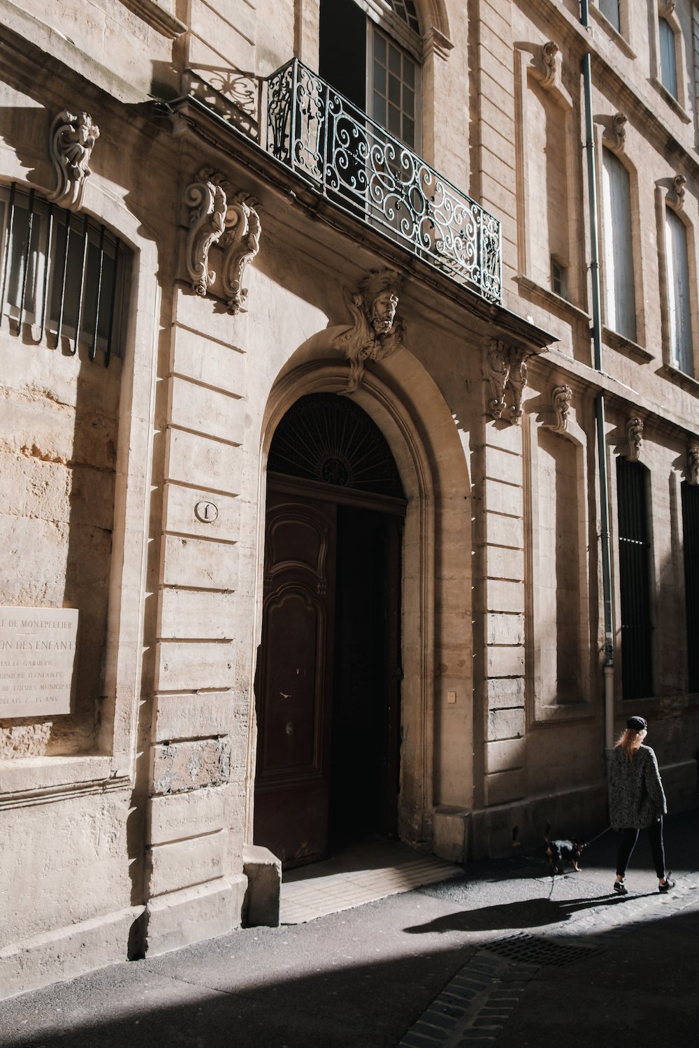 Explore Montpellier's Famous Hôtels Particuliers (Private Mansions), Montpellier, South of France Travel Blog Guide and Photography by Ben Holbrook from DriftwoodJournals.com (Copyright Ben Holbrook 2019 onwards)5