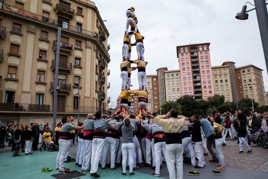 Castells / Human Towers During Sant Jordi Day Barcelona ~ By Ben Holbrook from DriftwoodJournals.com4