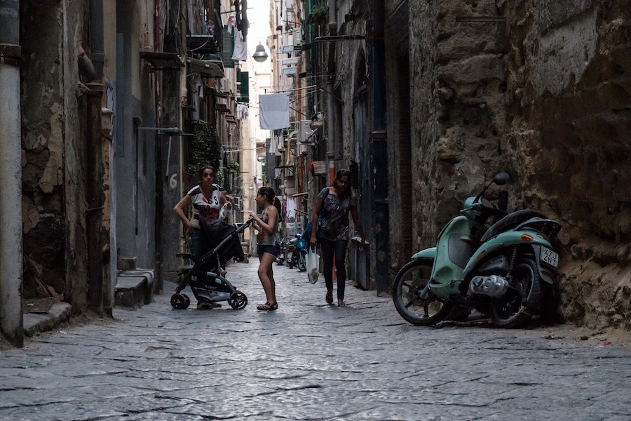 Backstreets off Spaccanapoli - by Ben Holbrook