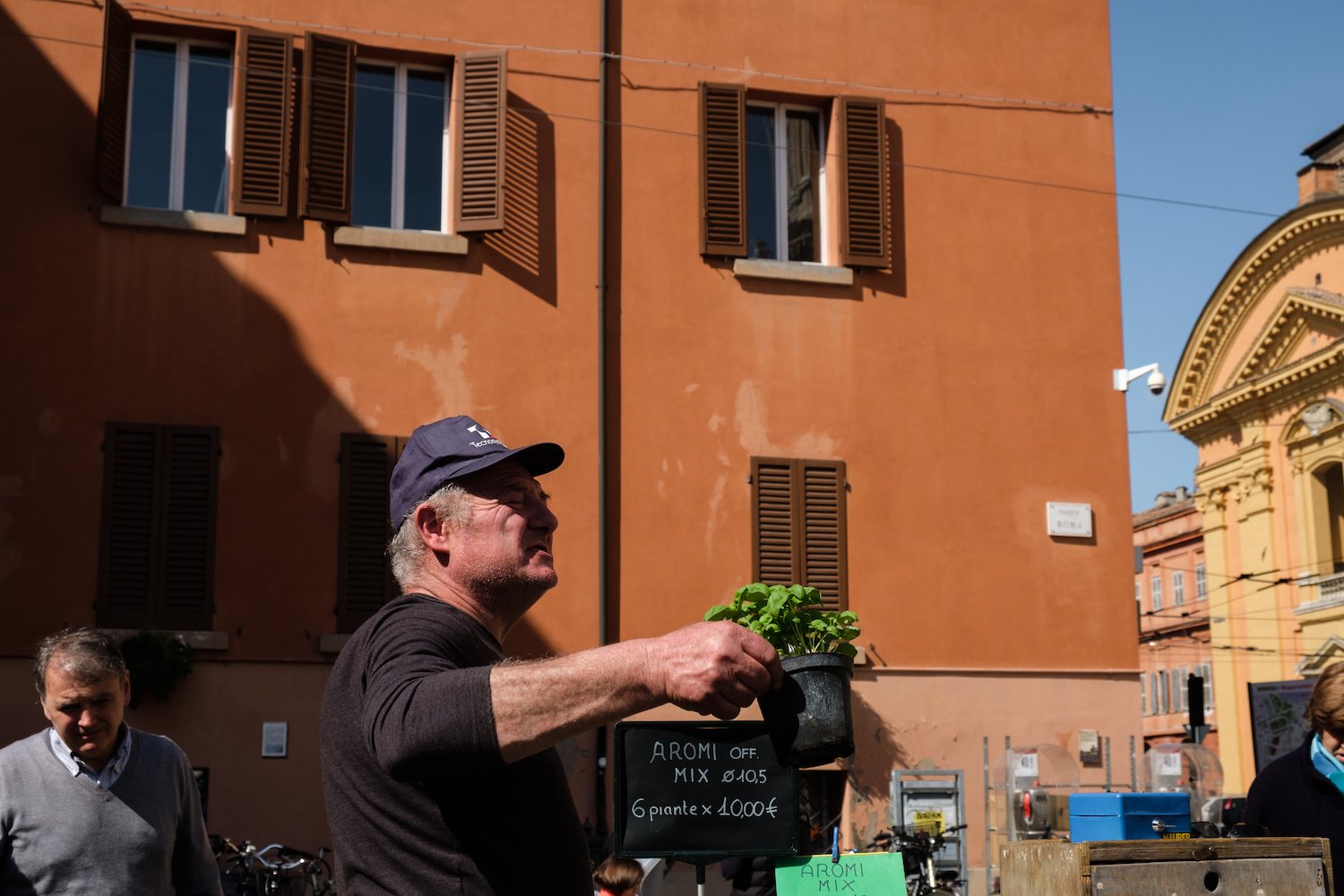 One Day in Modena - Travel and Street Photography by Ben Holbrook from DriftwoodJournals.com-5607