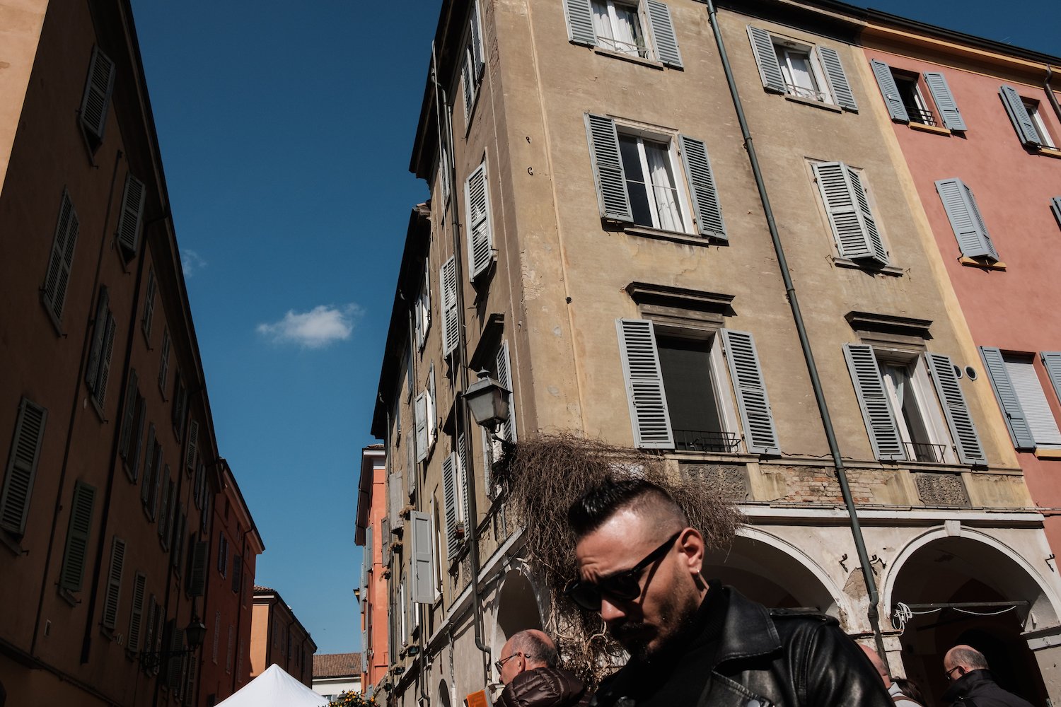 One Day in Modena - Travel and Street Photography by Ben Holbrook from DriftwoodJournals.com-5607