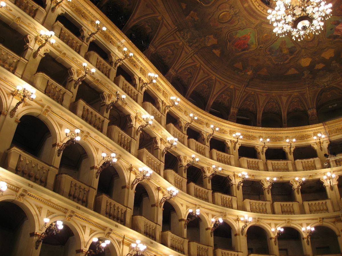 Teatro Comunale Bologna