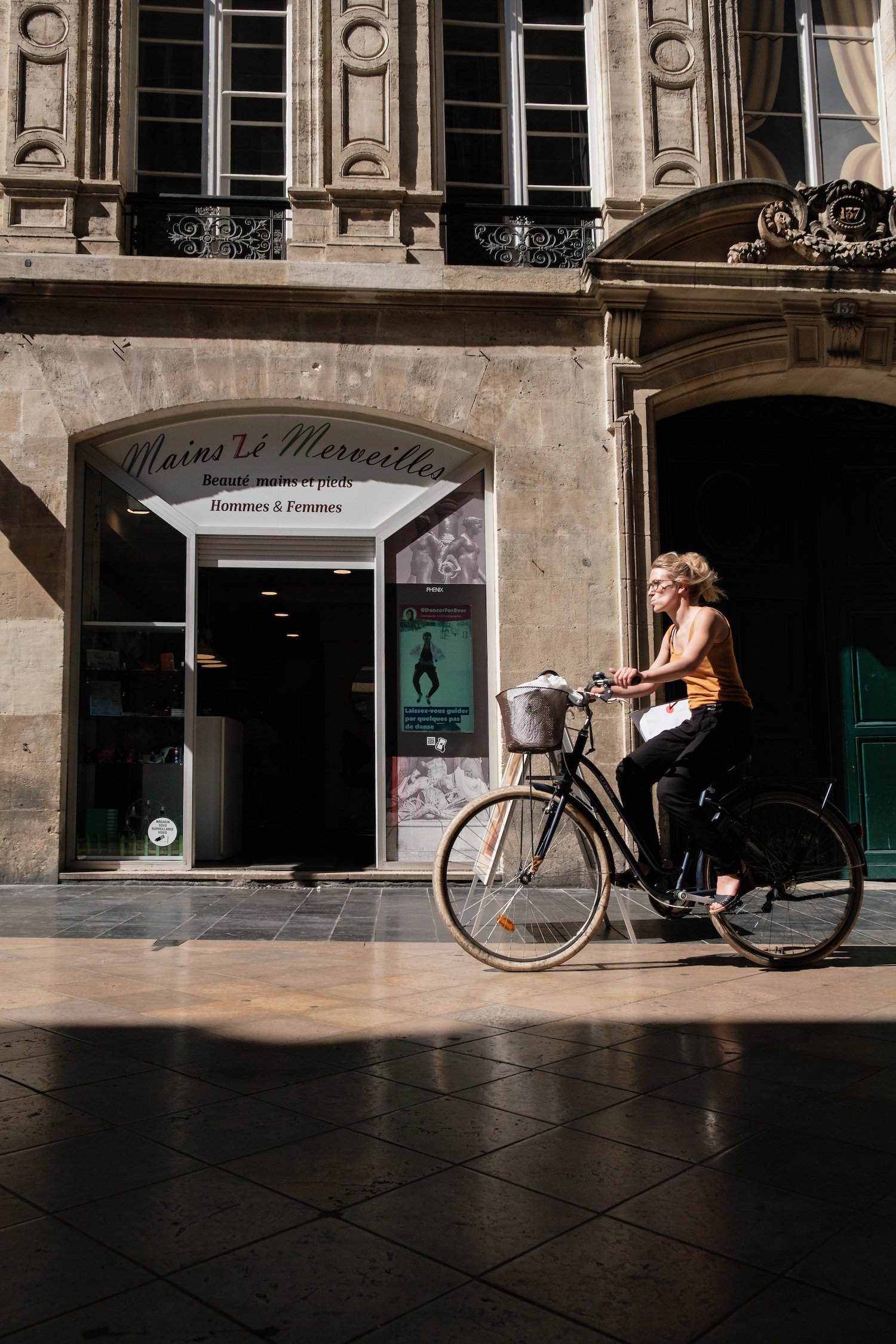 Bordeaux Travel & Street Photography by Ben Holbrook from DriftwoodJournals.com-54