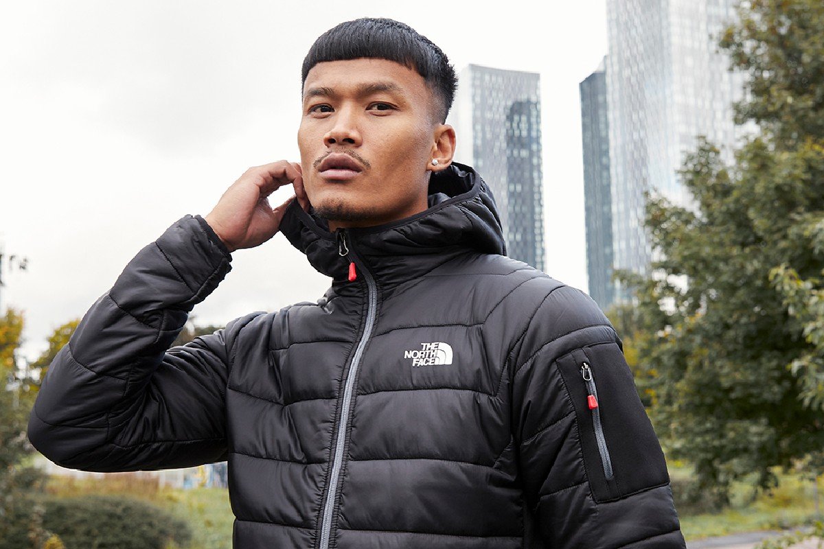Save Money on Travel Clothing